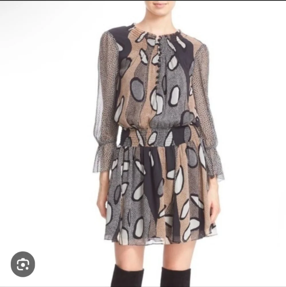 Diane Von Furstenberg Kelley Silk Avant Garde mini Dress Long Sleeve - Picture 1 of 10